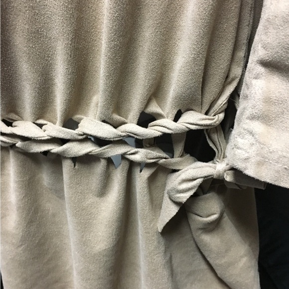 Cartise Size Large Elegant Taupe Women's Tunic Top - Picture 2 of 3